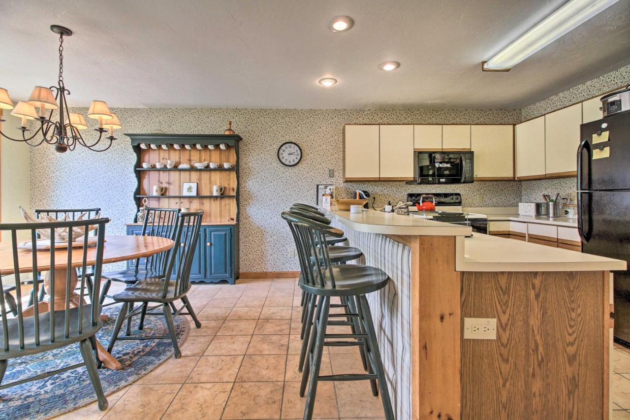 Timber Creek Townhome With 2 Decks And Mtn Views! West Dover Esterno foto